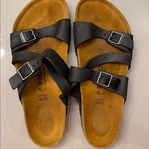 Black Birkenstock’s